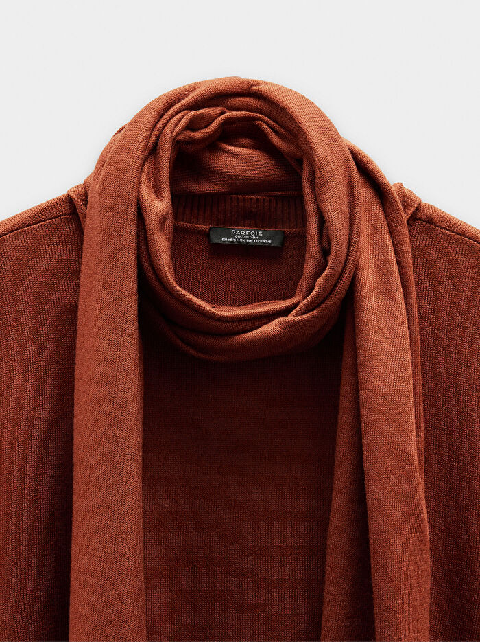 Boyun Bağlı Örme Yelek