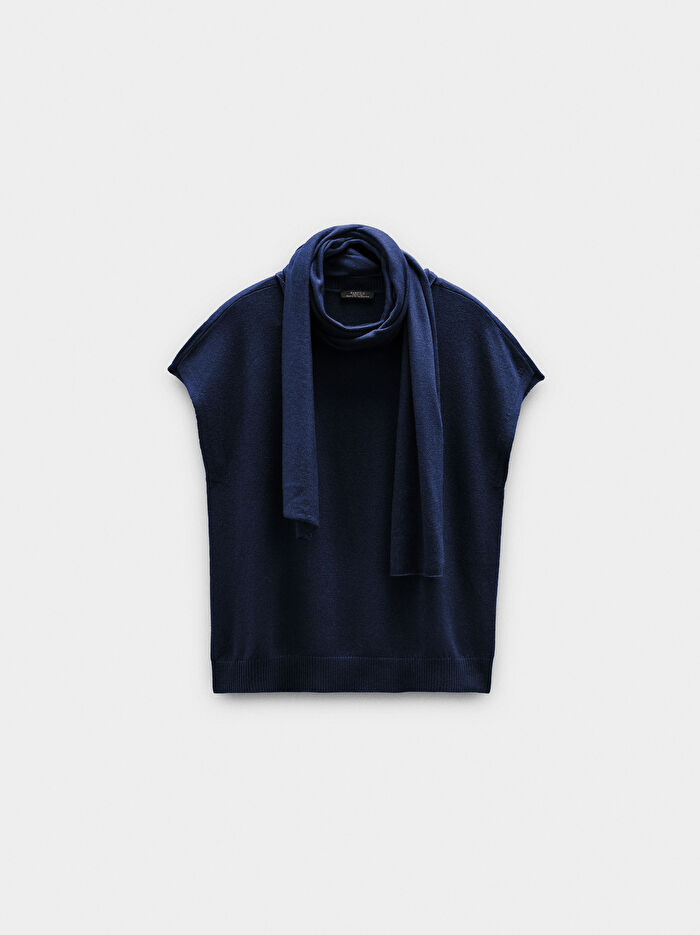 Boyun Bağlı Örme Yelek