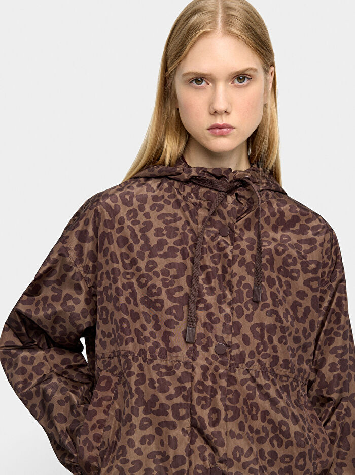 Desenli Kapüşonlu Parka