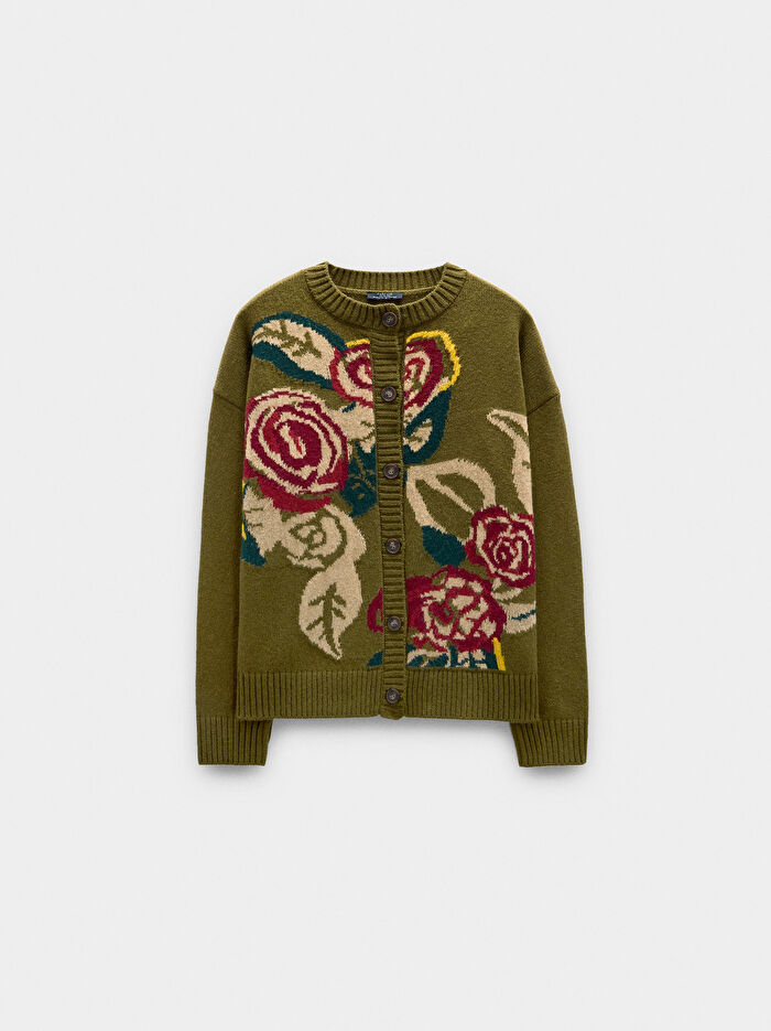 Çiçek Desenli Jakarlı Örme Hırka