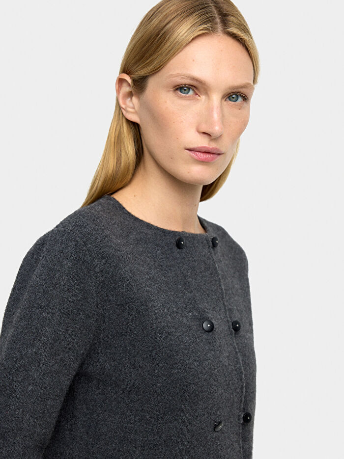 Çift Düğmeli Örme Hırka