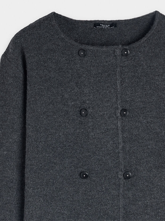 Çift Düğmeli Örme Hırka