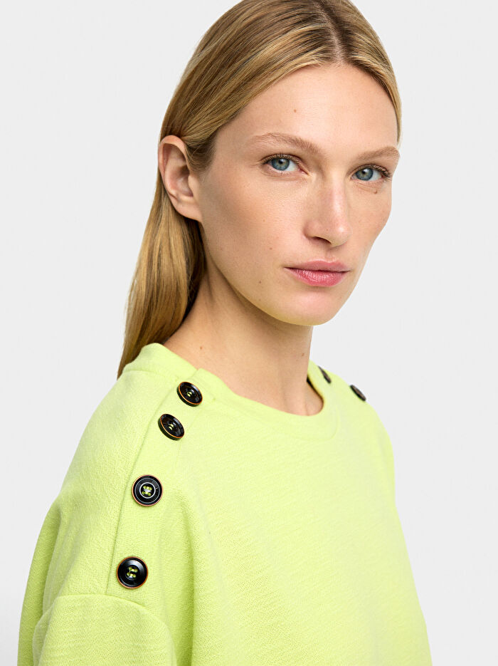 Düğme Detaylı Uzun Kollu Kazak