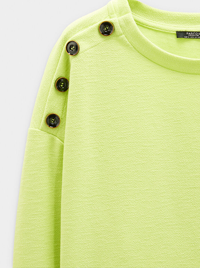 Düğme Detaylı Uzun Kollu Kazak