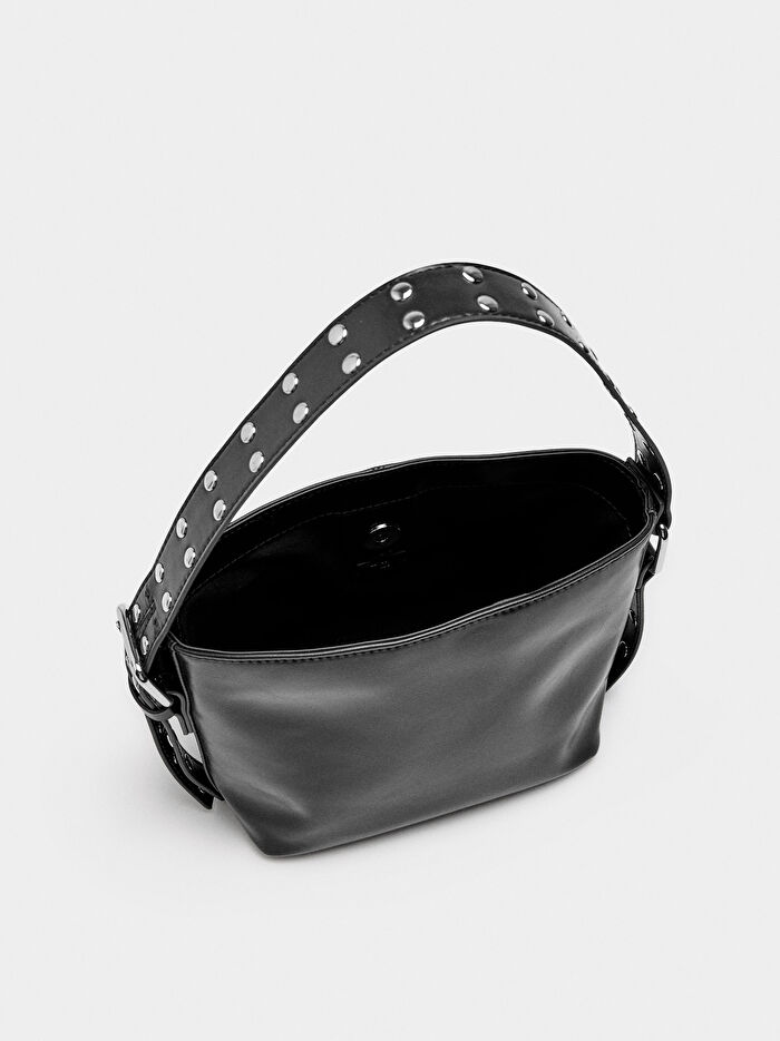 Zımba Detaylı Bucket Çanta