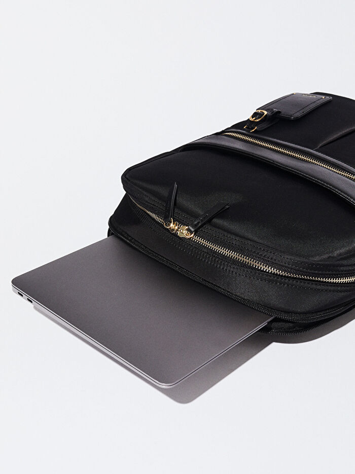 15 İnç Teknik Kumaş Laptop Sırt Çantası