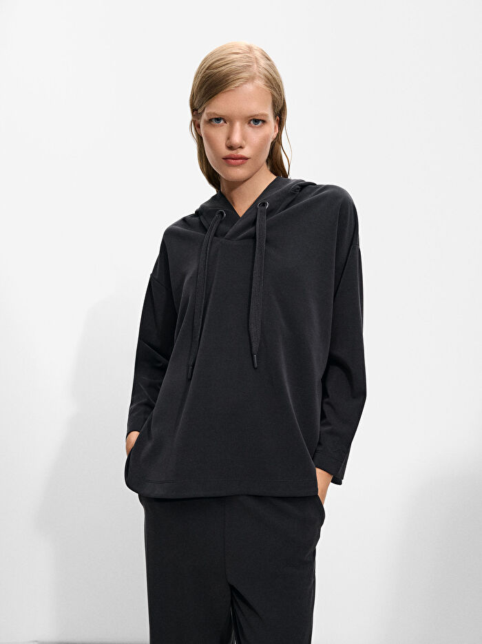 Kapüşonlu Hoodie
