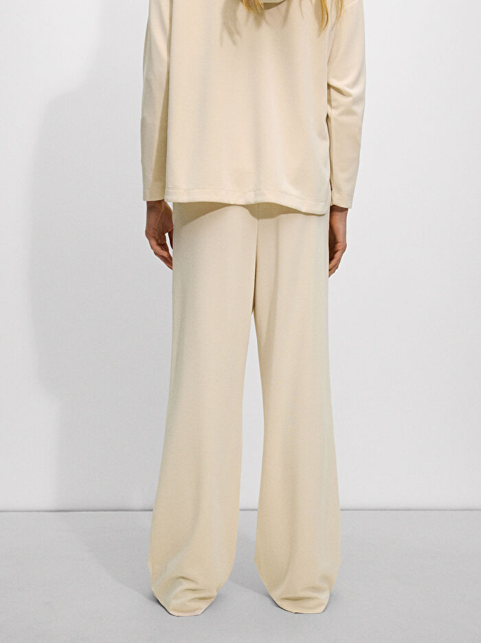 Elastik Bel Bantlı Bol Paça Pantolon