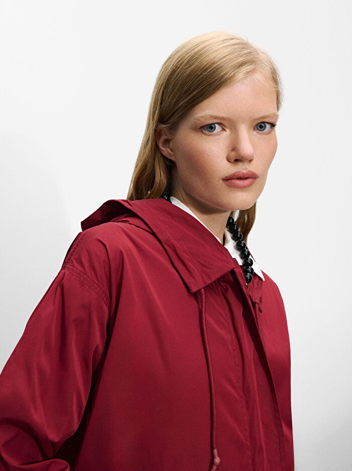 Yüksek Yakalı Parka