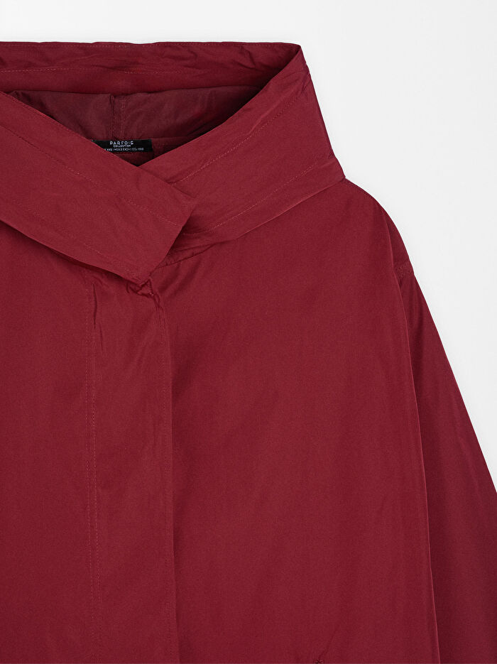 Yüksek Yakalı Parka