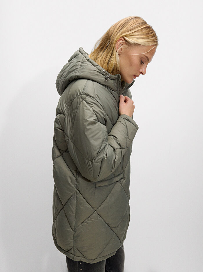 Kapüşonlu Kapitone Kaban