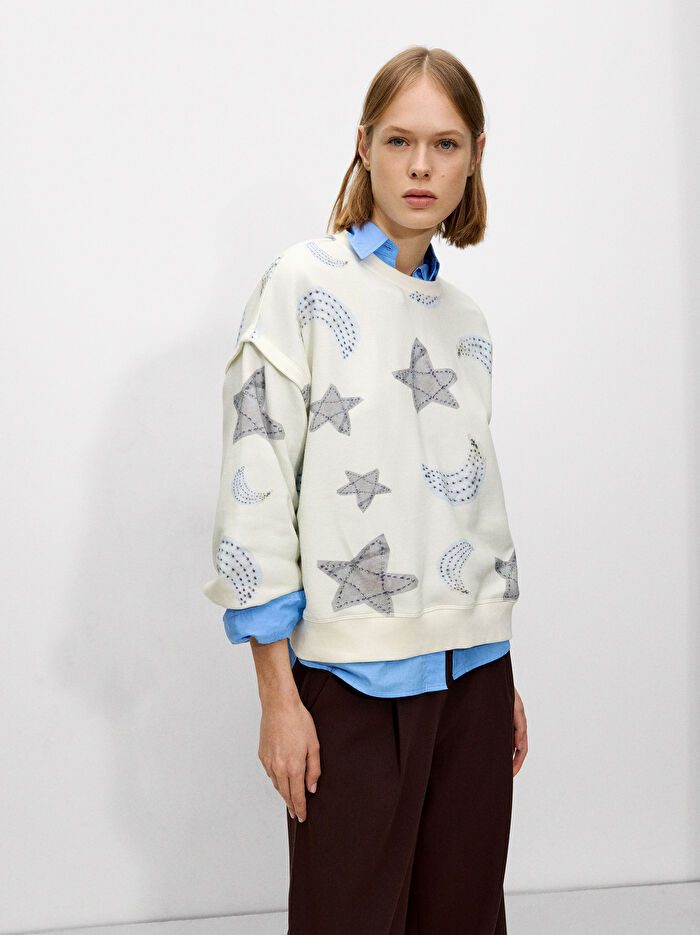 Ay ve Yıldız Desenli Sweatshirt