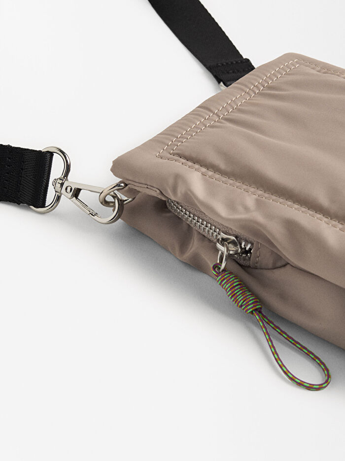 Teknik Kumaş Çapraz Askılı Çanta