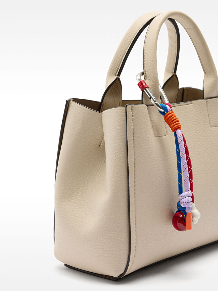 Charm'lı Orta Boy Tote Çanta