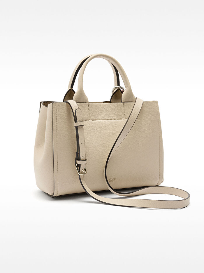 Charm'lı Orta Boy Tote Çanta
