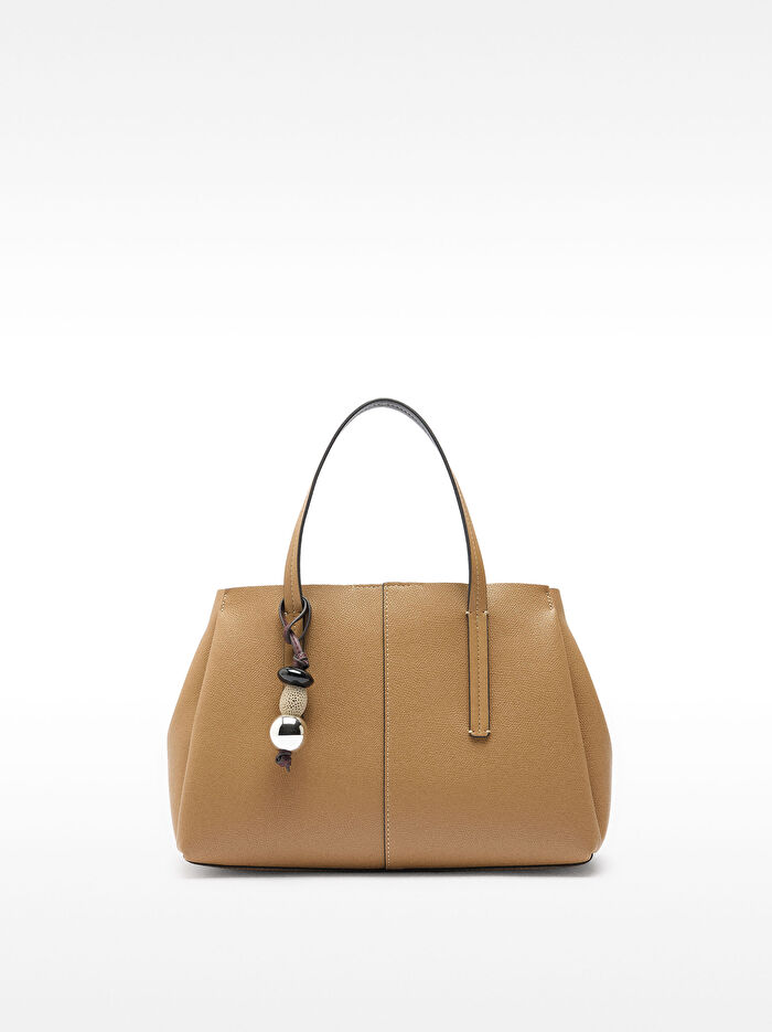 Dokulu ve Charm'lı Tote Çanta
