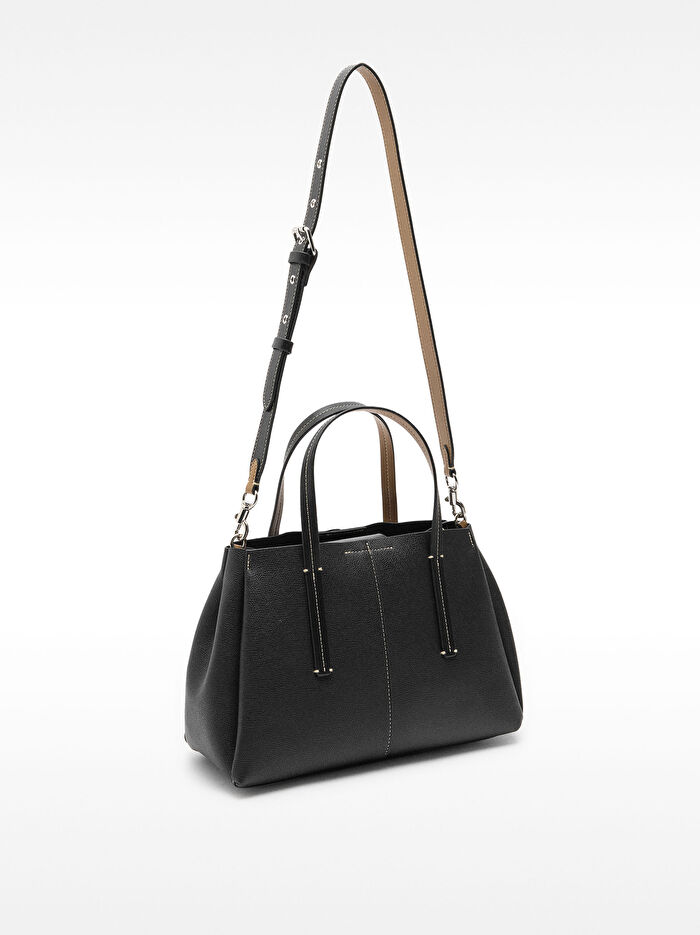 Dokulu ve Charm'lı Tote Çanta