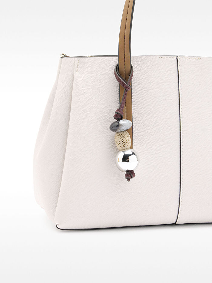 Dokulu ve Charm'lı Tote Çanta
