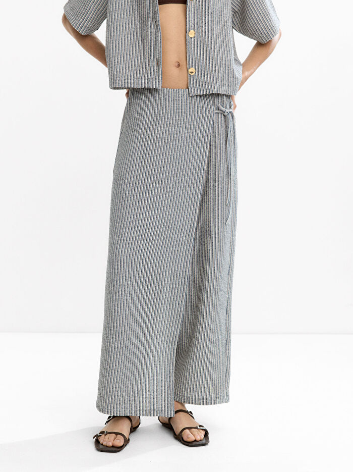 Çizgili Çapraz Pantolon