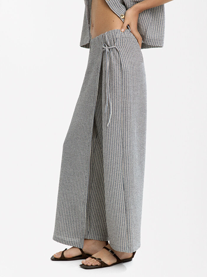 Çizgili Çapraz Pantolon