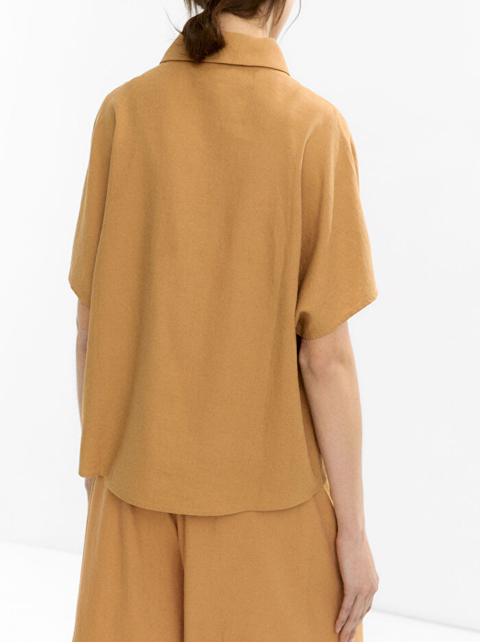 Kısa Kollu Keten Karışımlı Gömlek