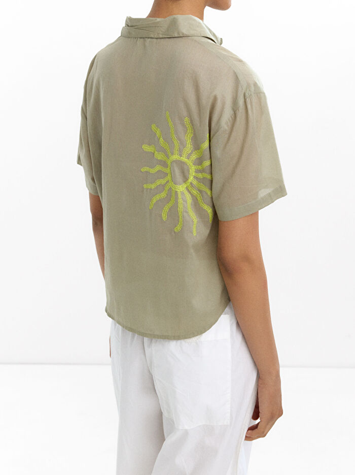 %100 Pamuk Nakışlı Gömlek