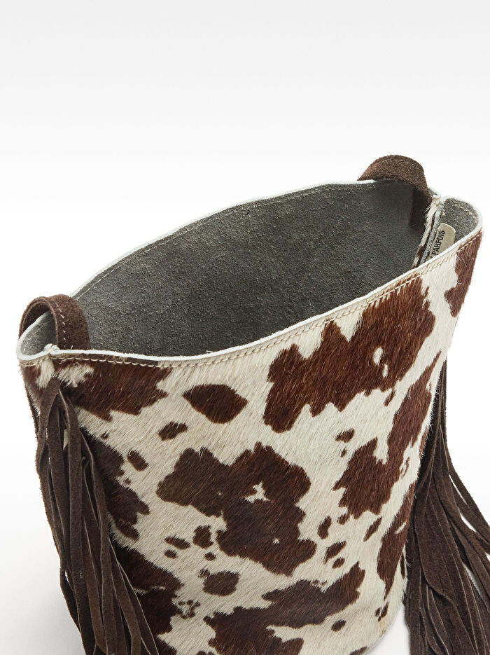 Püsküllü Deri Bucket Çanta