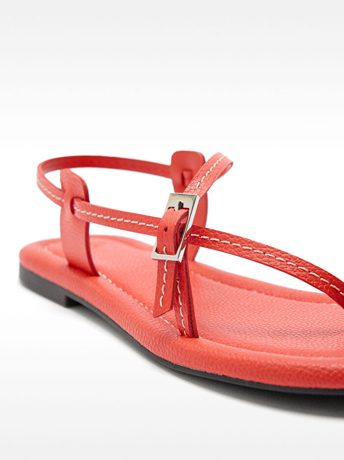 İnce Bantlı Düz ​​Deri Sandalet