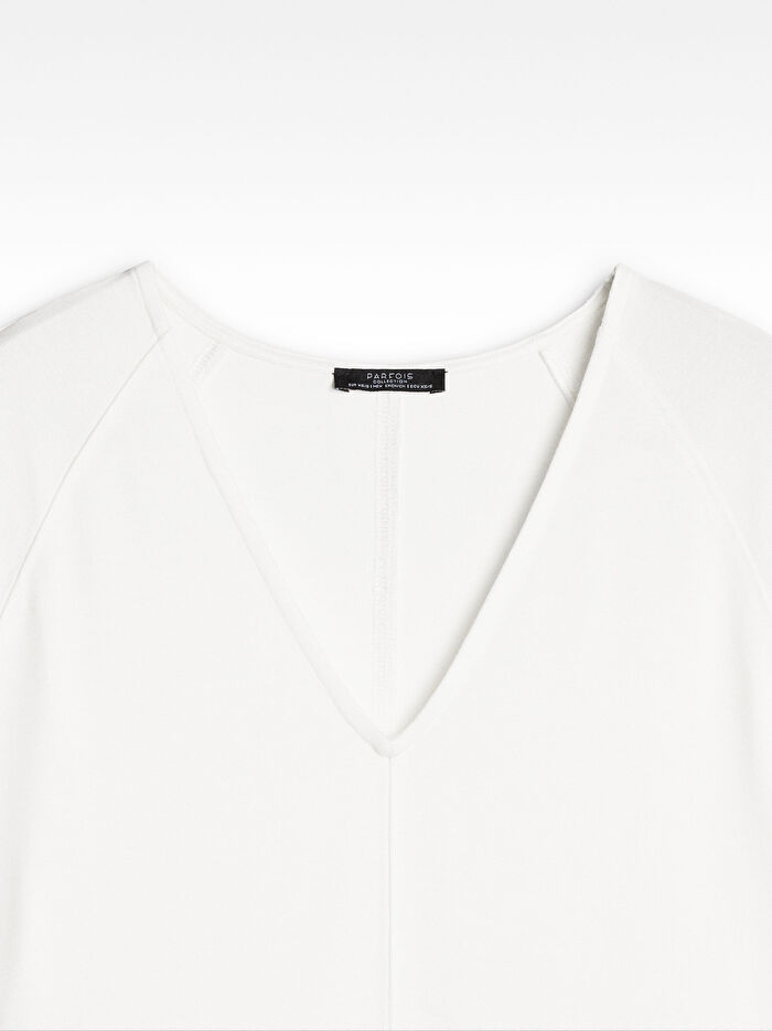 V-Yaka Basic T-shirt