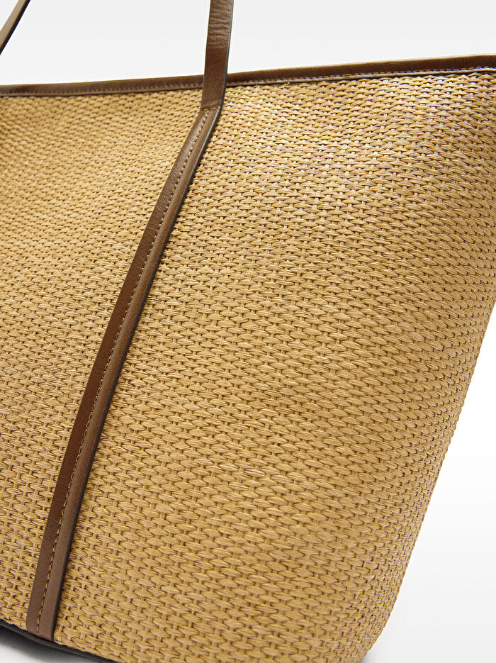 Hasır Efektli Charm'lı Shopper Çanta