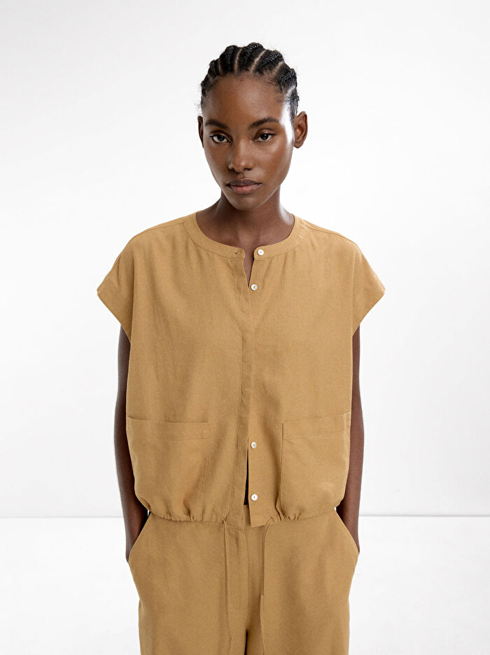 Düğmeli Kısa Kollu Gömlek