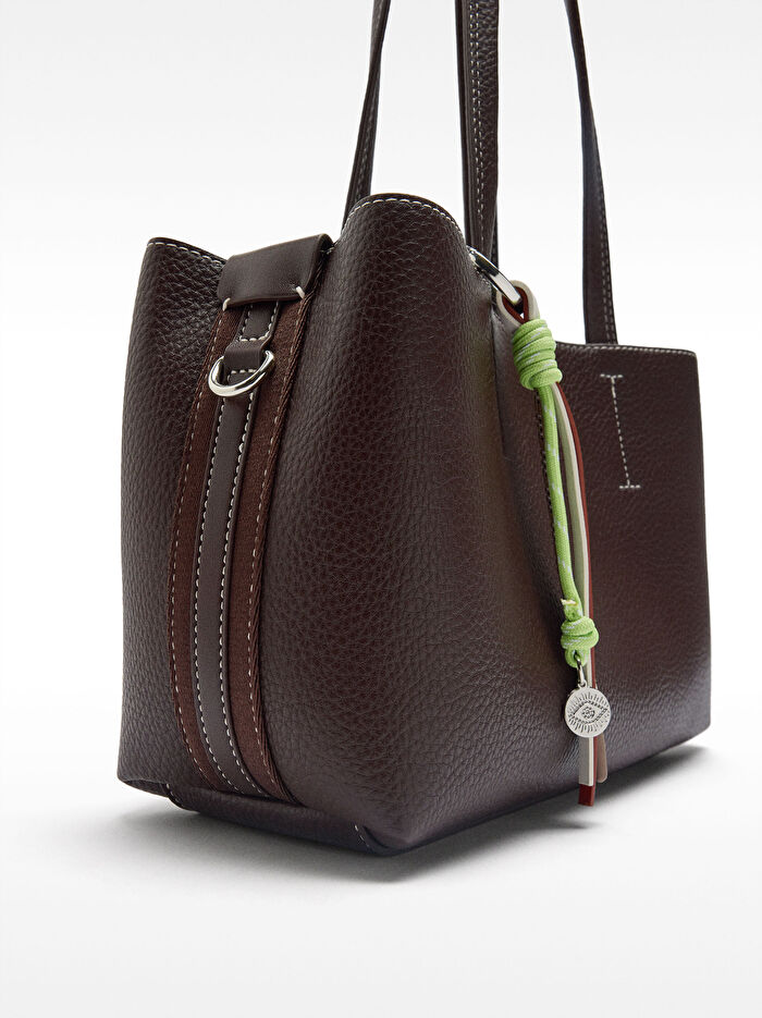 Charm'lı Tote Çanta