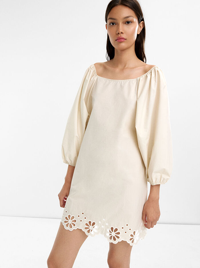 Nakış İşlemeli Kısa Elbise %100 Pamuk