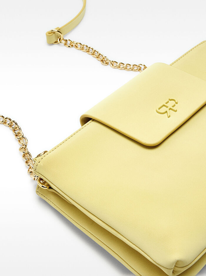 Yumuşak Dokulu Çapraz Çanta