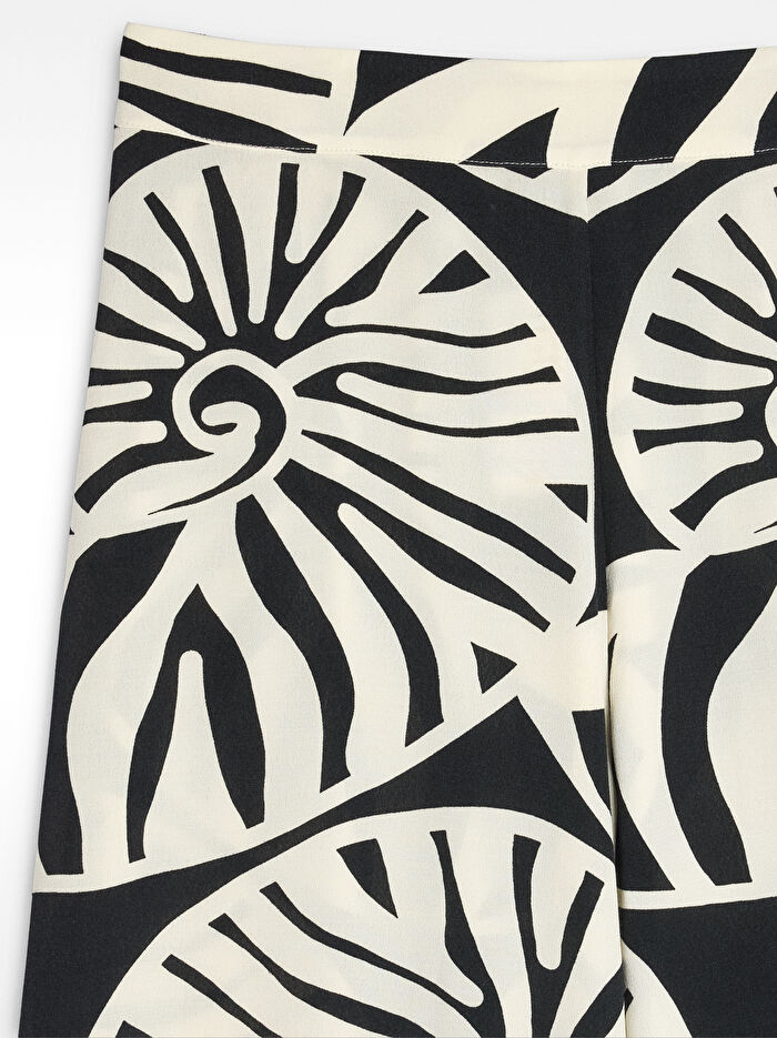 Desenli Dökümlü Pantolon