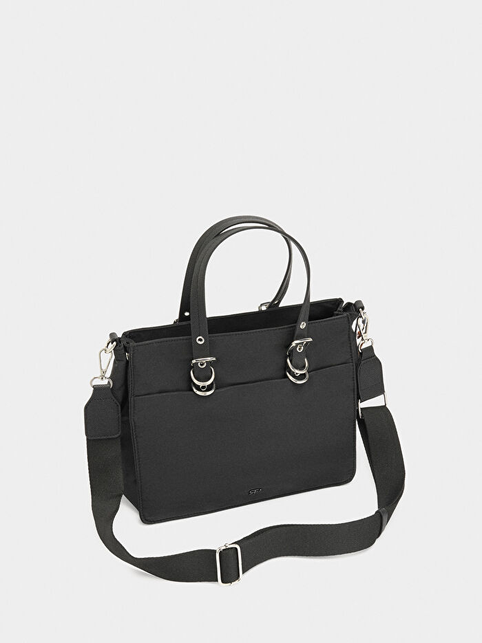 Charm’lı Teknik Kumaş Tote Çanta