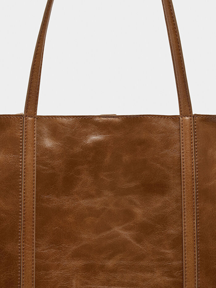 Zımba Detaylı Süet Deri Shopper Çanta