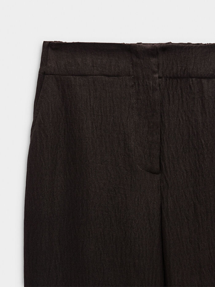 Buruşuk Görünümlü Dökümlü Pantolon