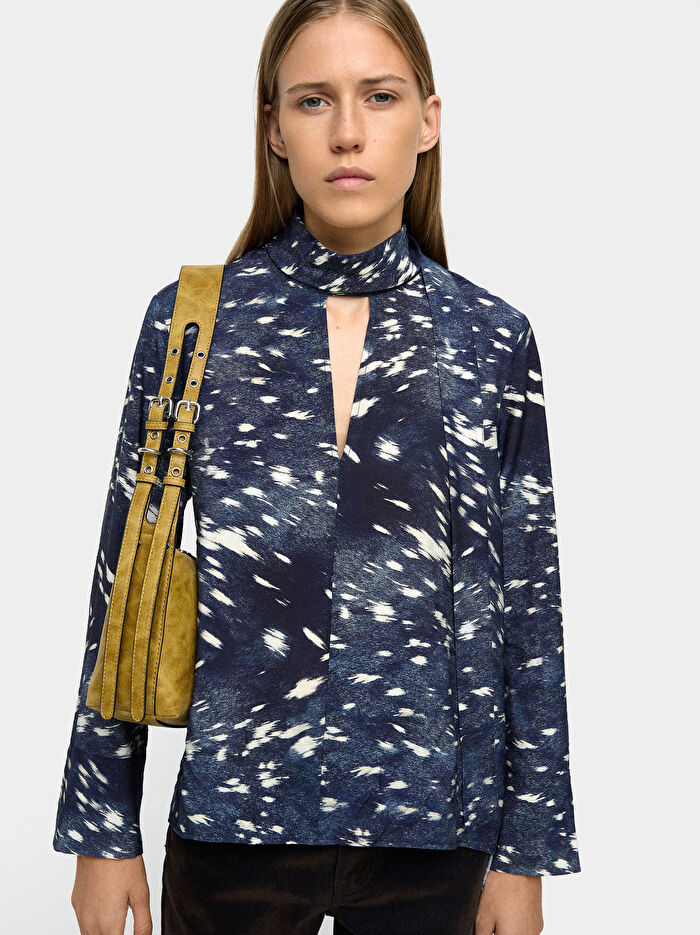 Uzun Kollu Desenli Bluz