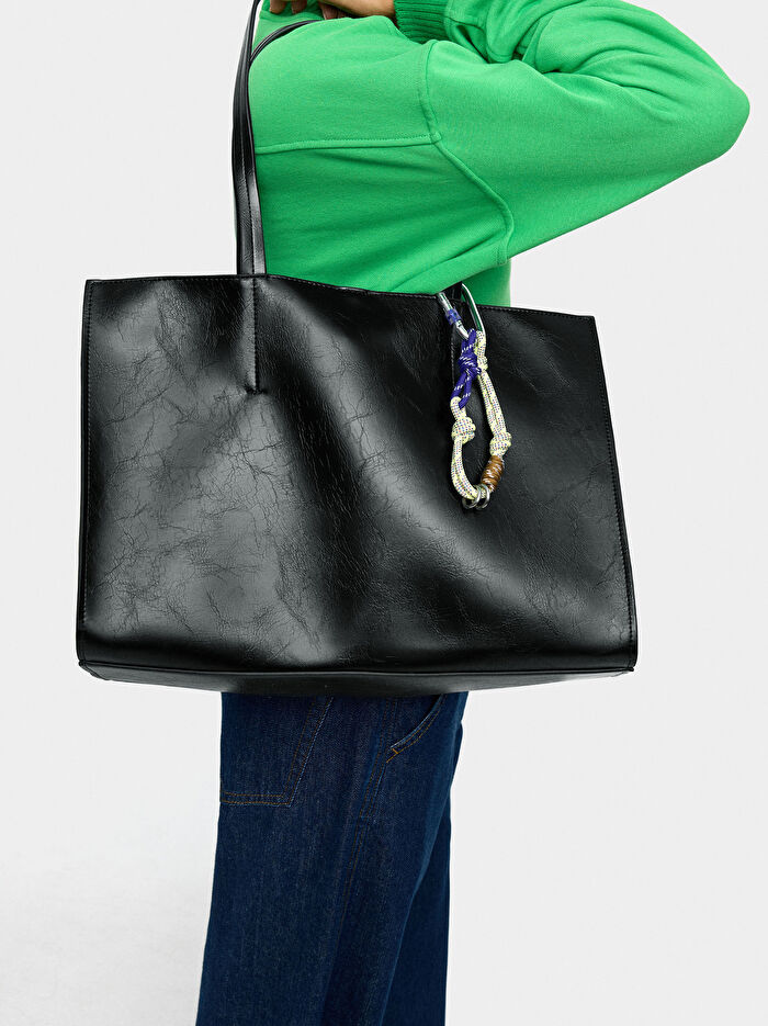 Charm'lı Shopper Çanta