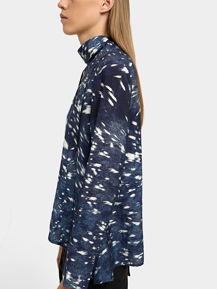 Uzun Kollu Desenli Bluz