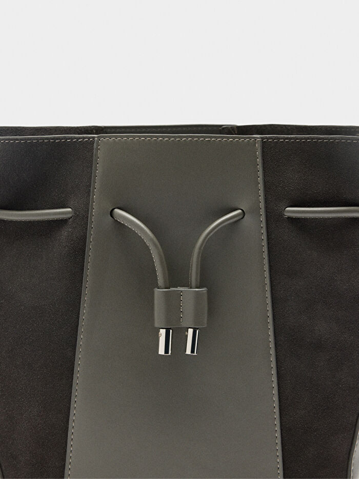 Deri Detaylı Bucket Çanta M