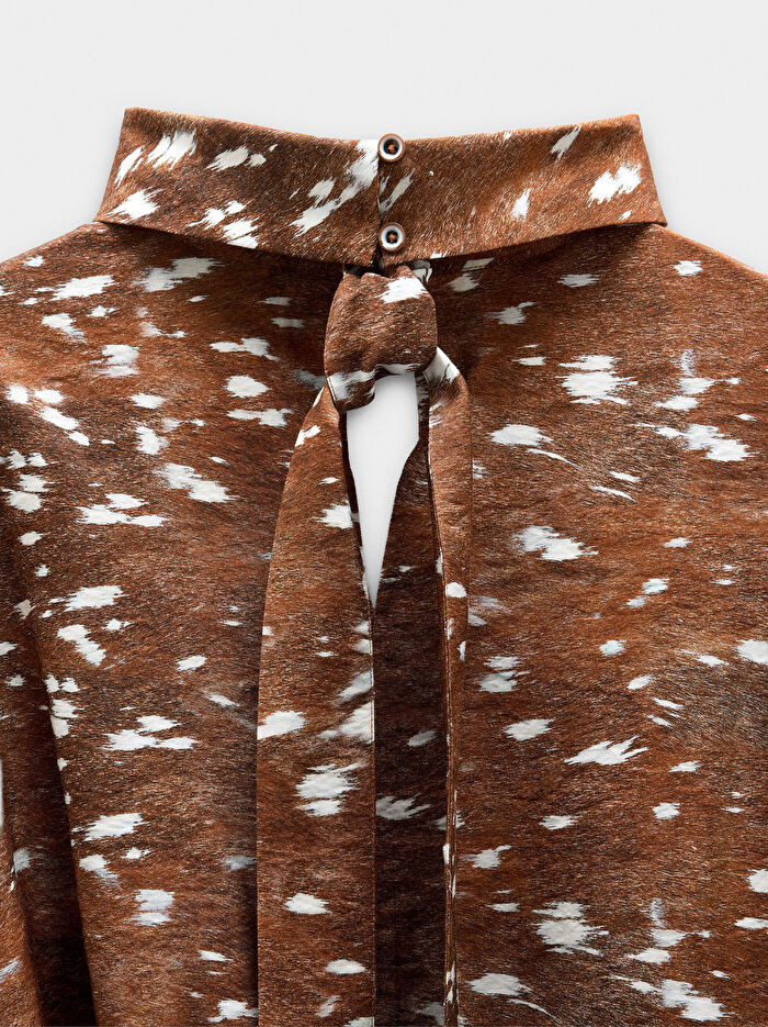 Uzun Kollu Desenli Bluz