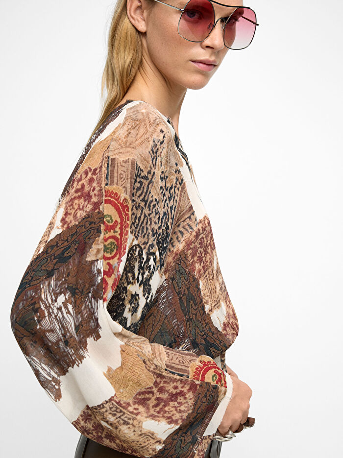 Yarı Şeffaf Desenli Bluz