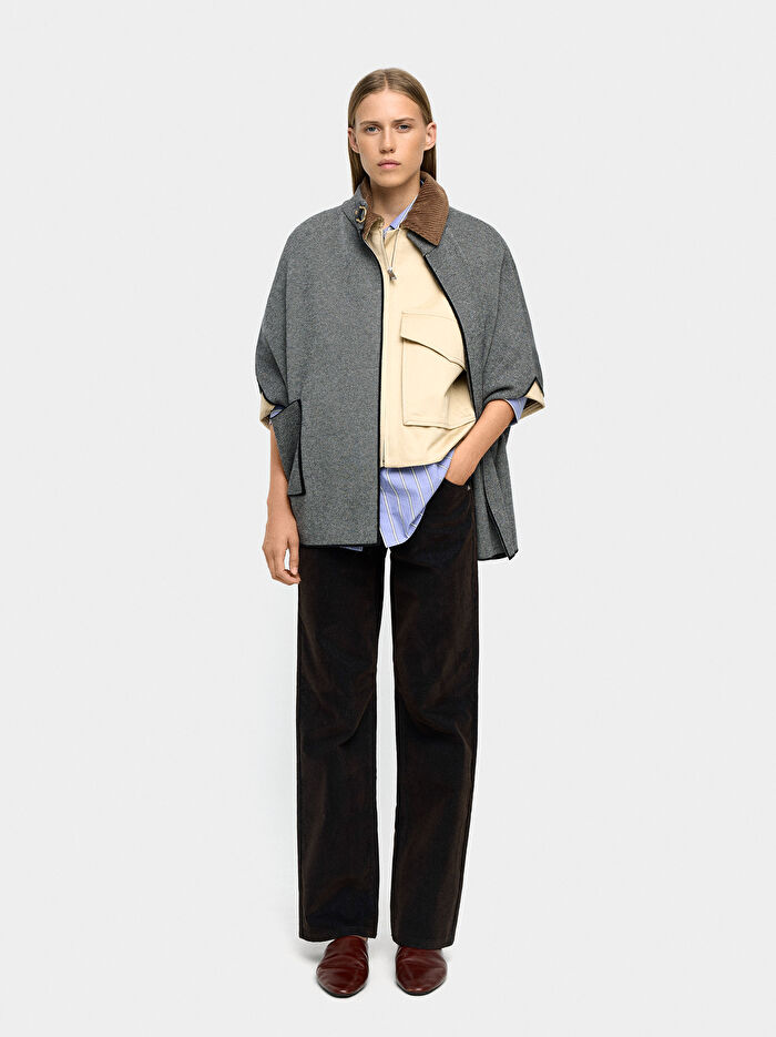 Dikiş Detaylı Örme Panço