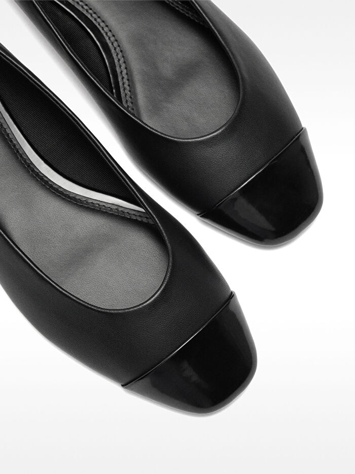 Kontrast Dokulu Babet