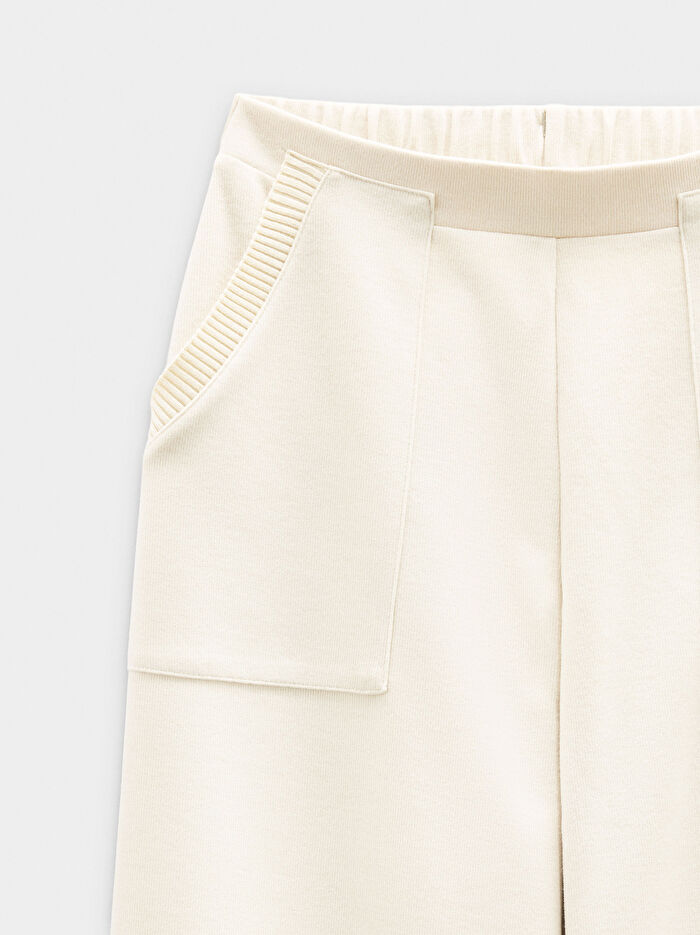 Cepli ve Elastik Bel Pantolon