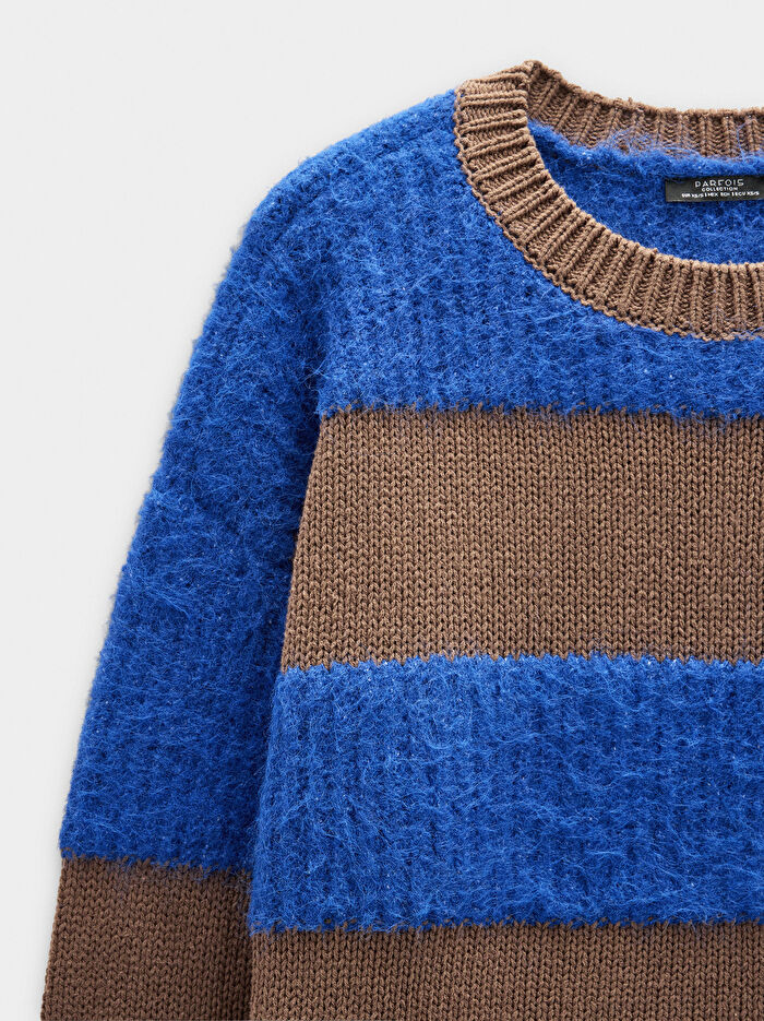 Çizgili Örme Kazak