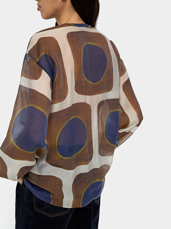 Yarı Şeffaf Desenli Bluz