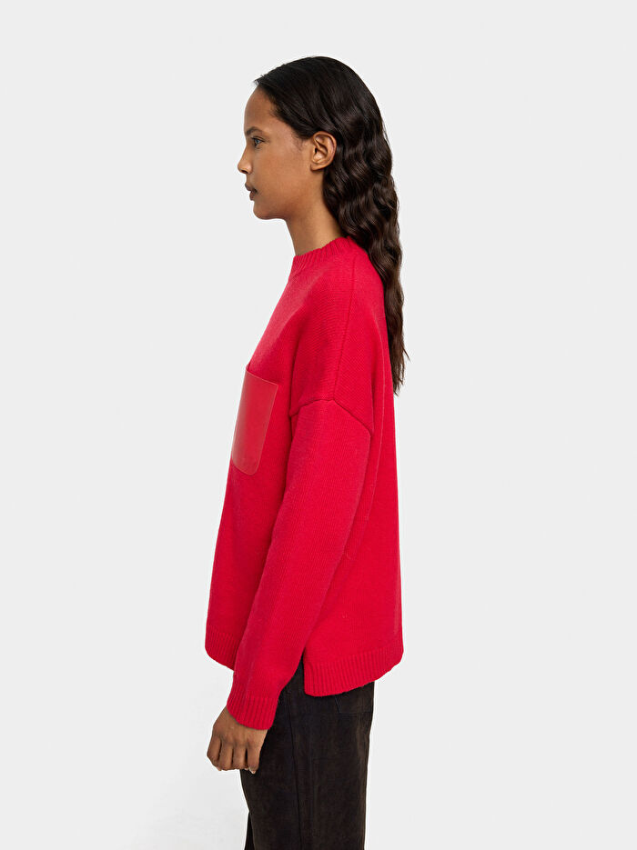 Deri Efektli Cepli Örme Kazak